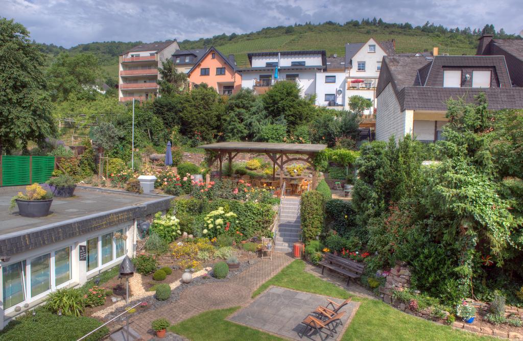 Weinhotel Hubertus Garni Klotten Ngoại thất bức ảnh